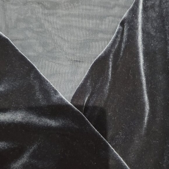 Urban Outfitters Surplice Romper Skort Jumper Shorts in Velvet Indigo- M - Picture 8 of 16